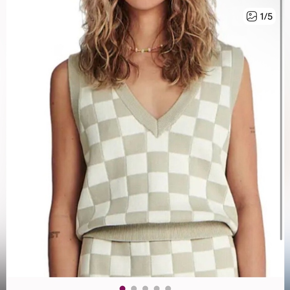 Charlie Holiday Checkered V-Neck Sweater Vest - Cream and Tan